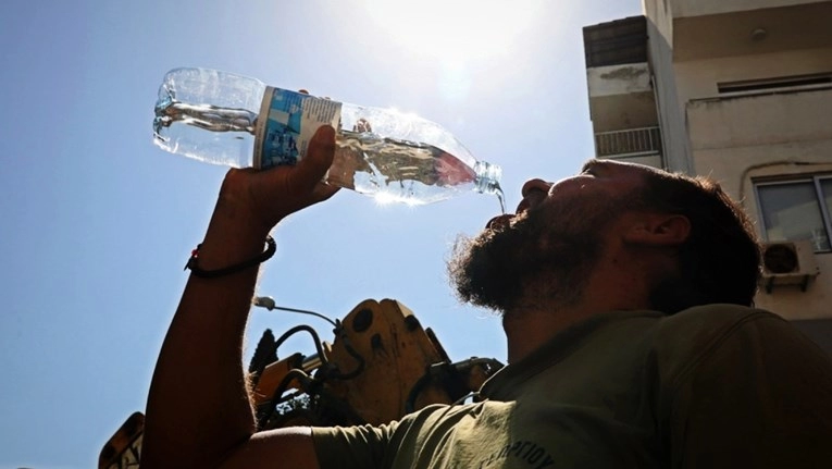 Na Cipru i do 44°C, liječnici pozivaju na oprez, prekinuta nastava